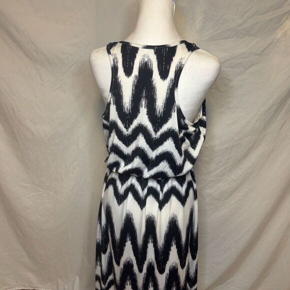 Magic Black and White Pattern Stretch Sleeveless Maxi Dress Stylish - Picture 4 of 8